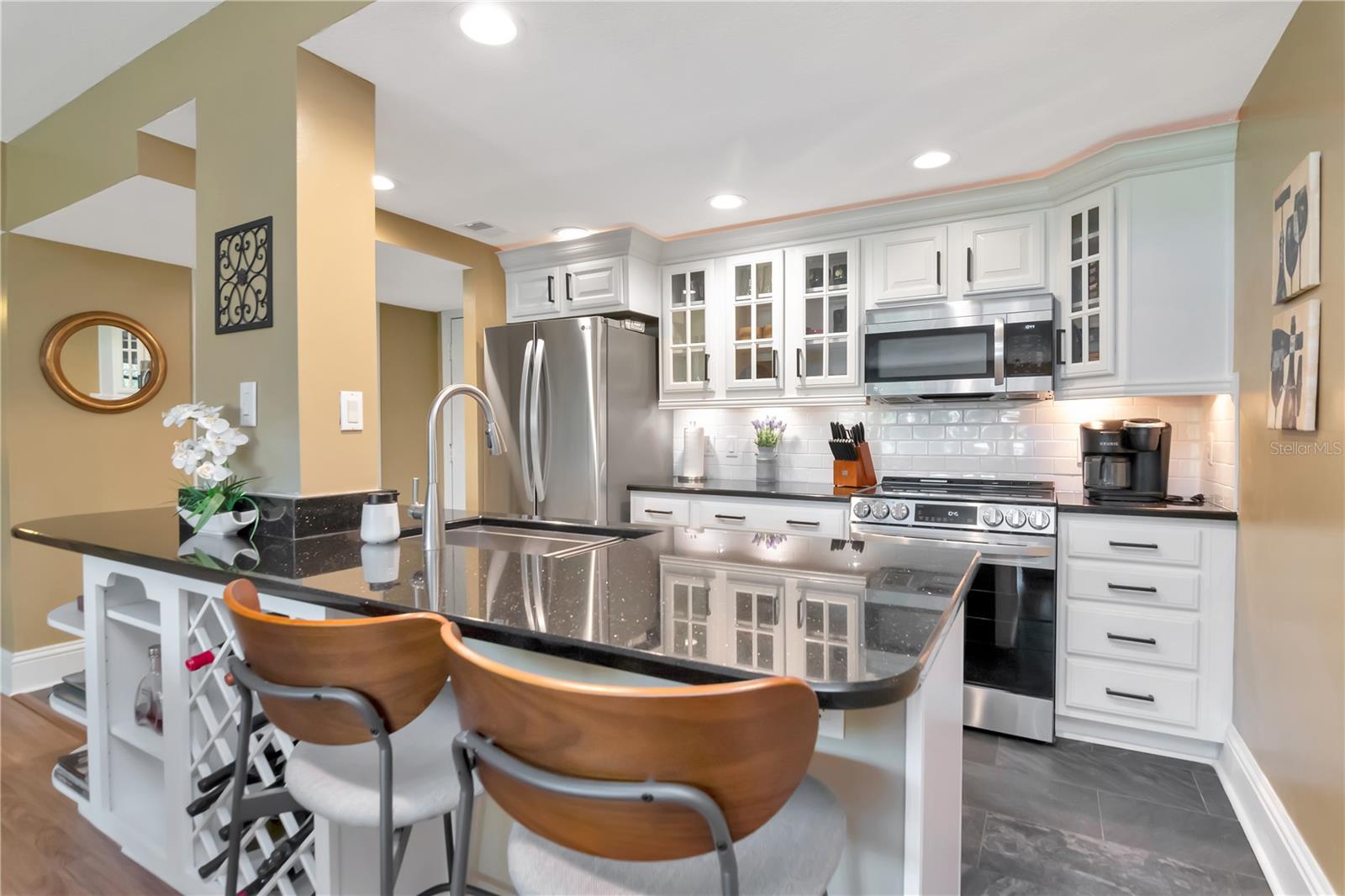 4141 BAYSHORE BLVD #304