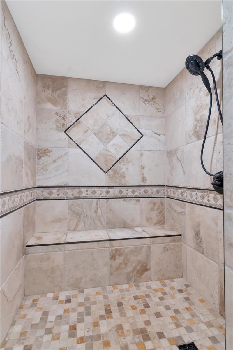 4141 BAYSHORE BLVD #304