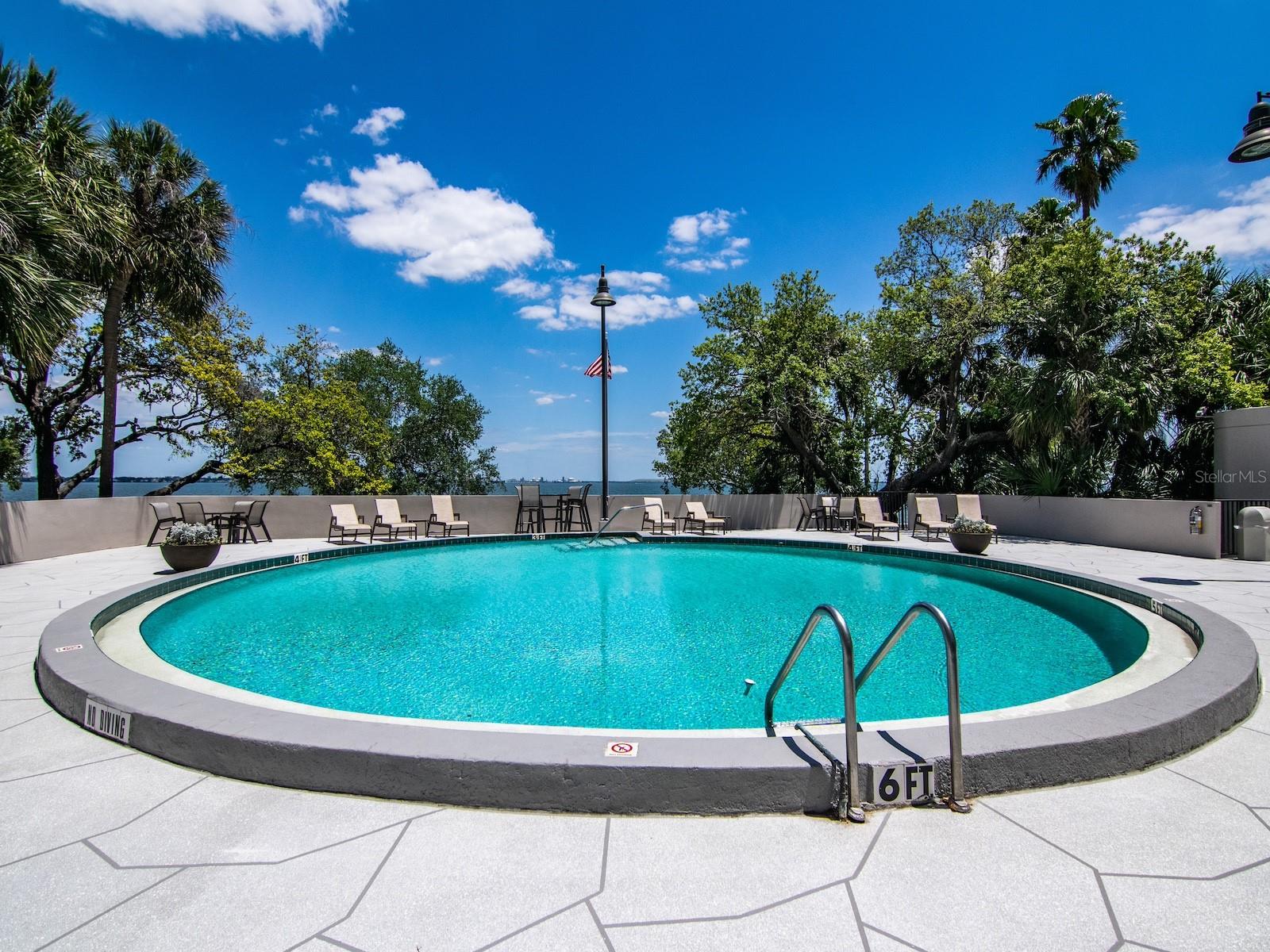 4141 BAYSHORE BLVD #304