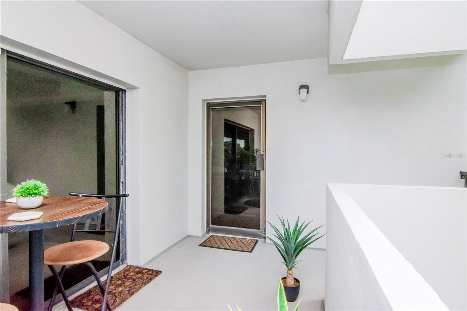 4141 BAYSHORE BLVD #304