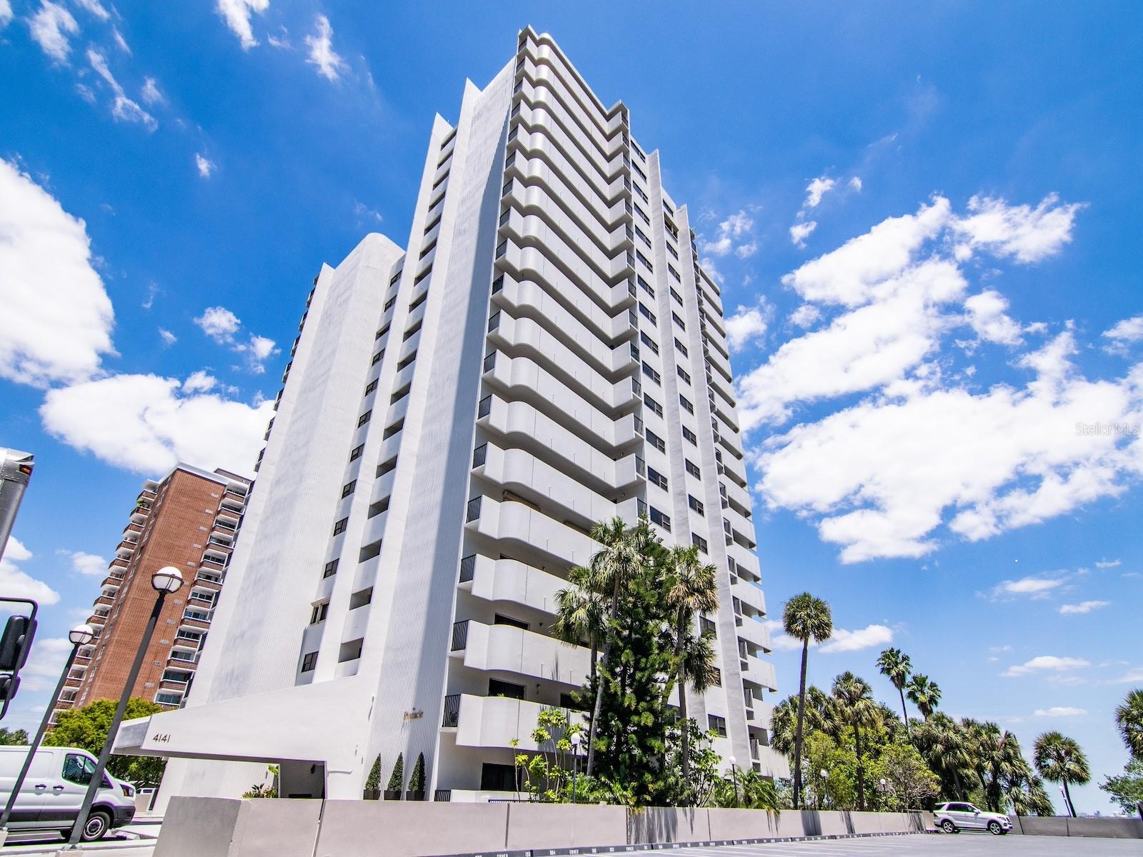 4141 BAYSHORE BLVD #304