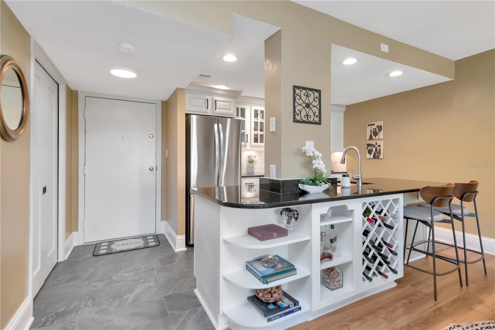 4141 BAYSHORE BLVD #304