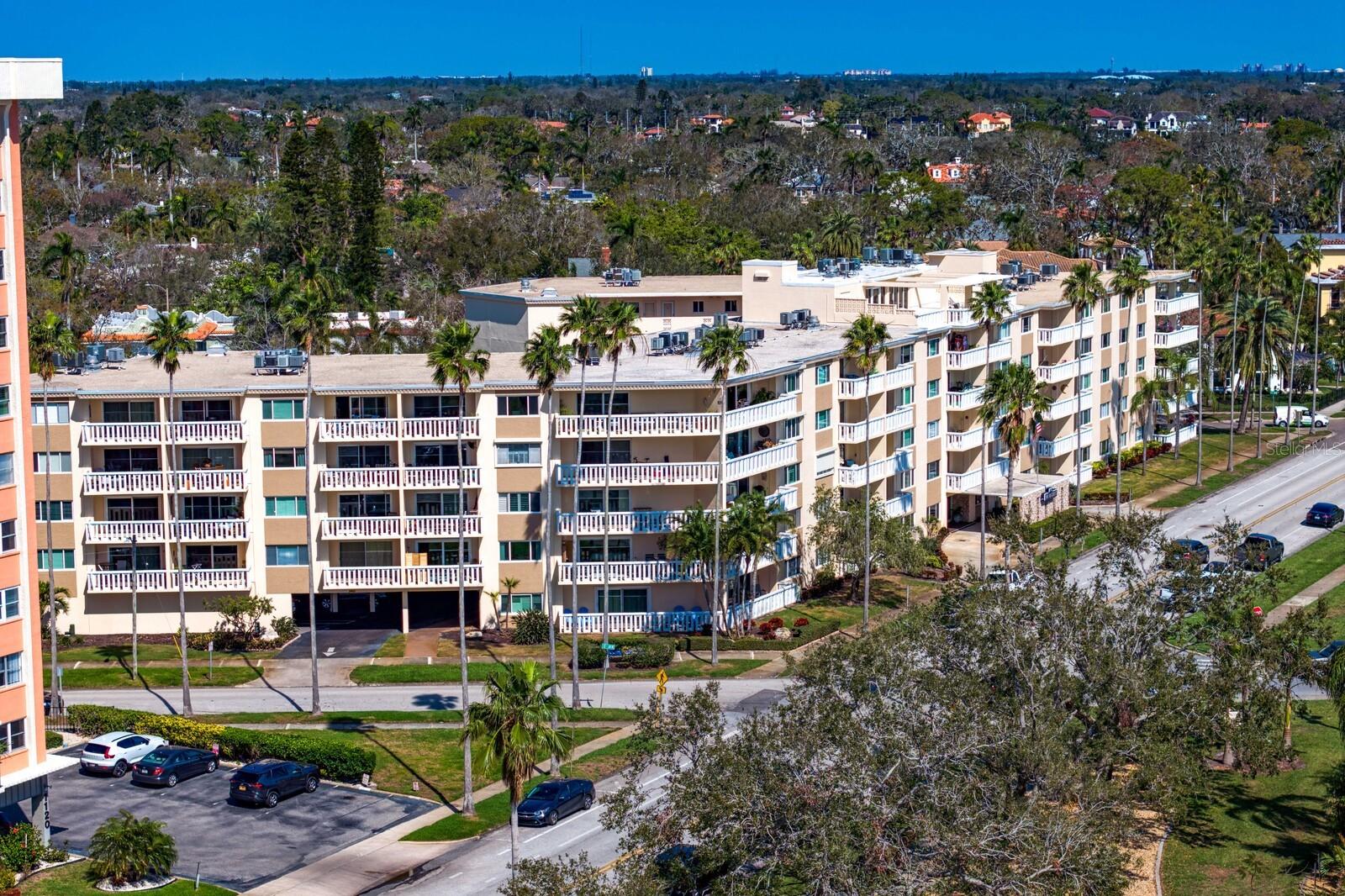 1200 N SHORE DR NE #312