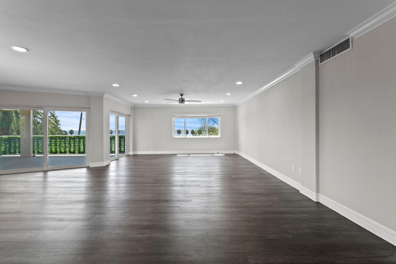 1200 N SHORE DR NE #312