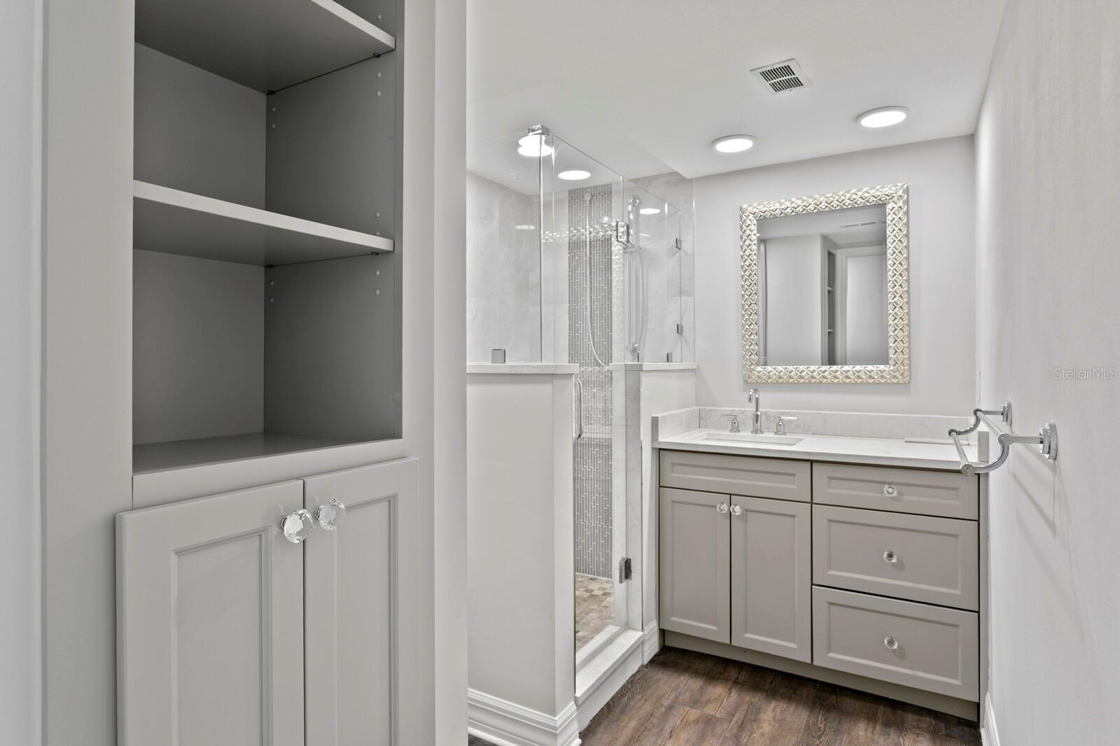 1200 N SHORE DR NE #312