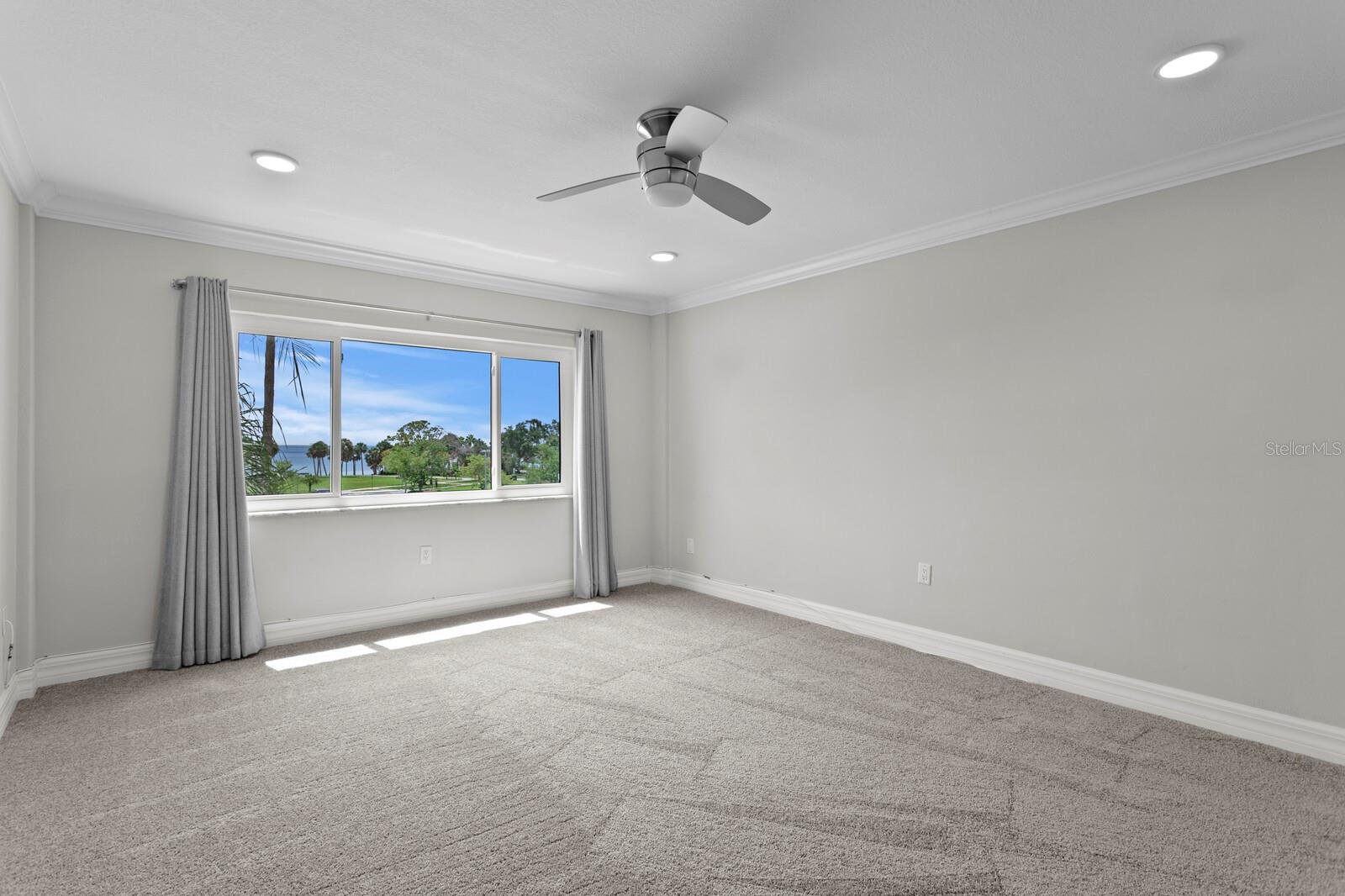 1200 N SHORE DR NE #312