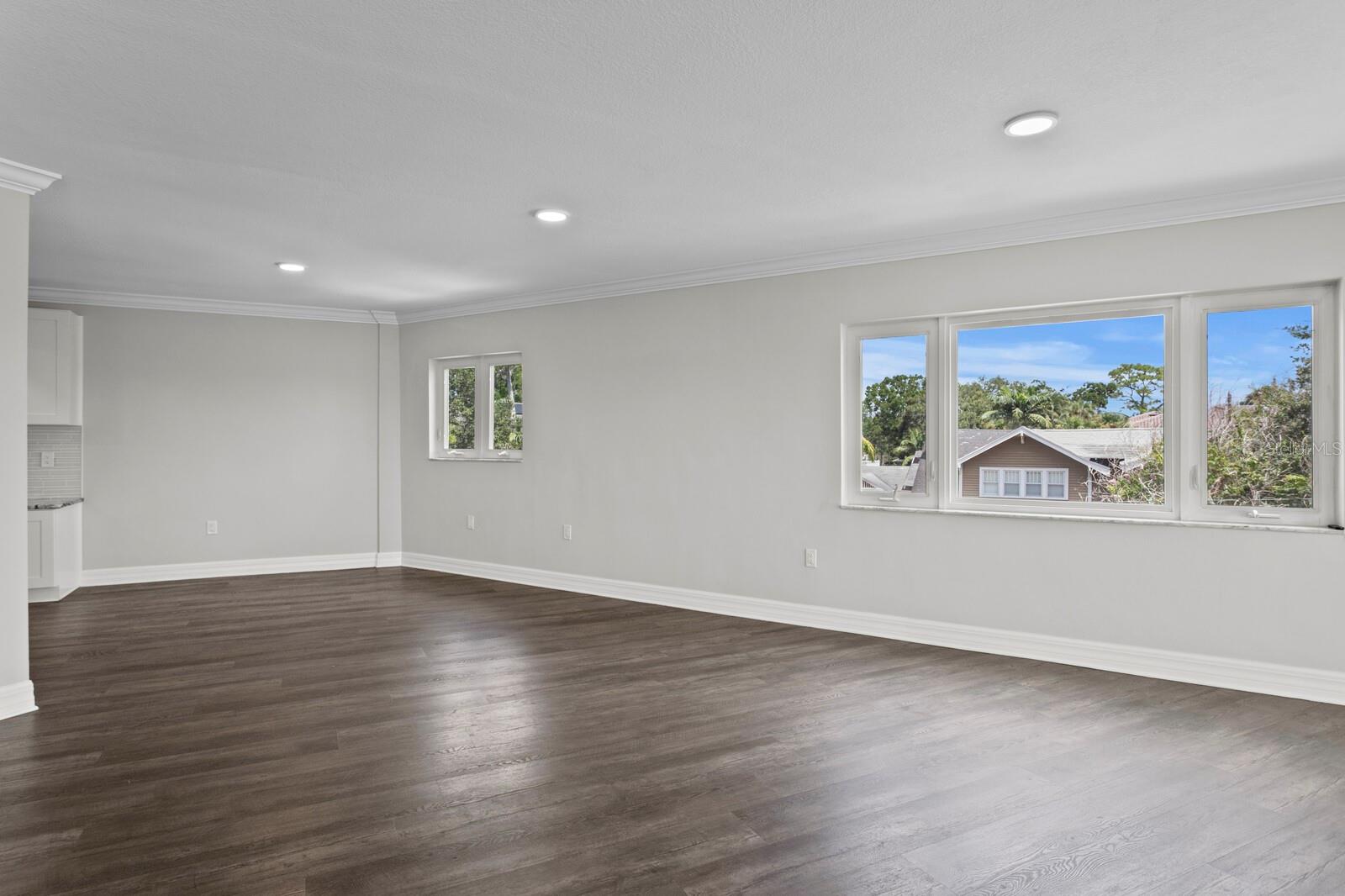 1200 N SHORE DR NE #312