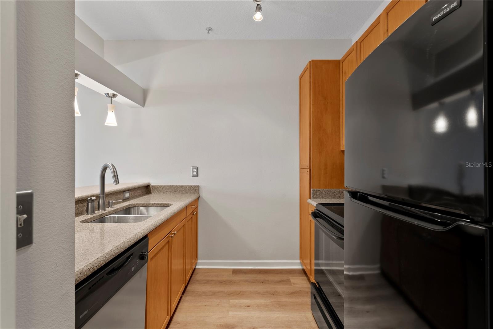 800 S DAKOTA AVE #315