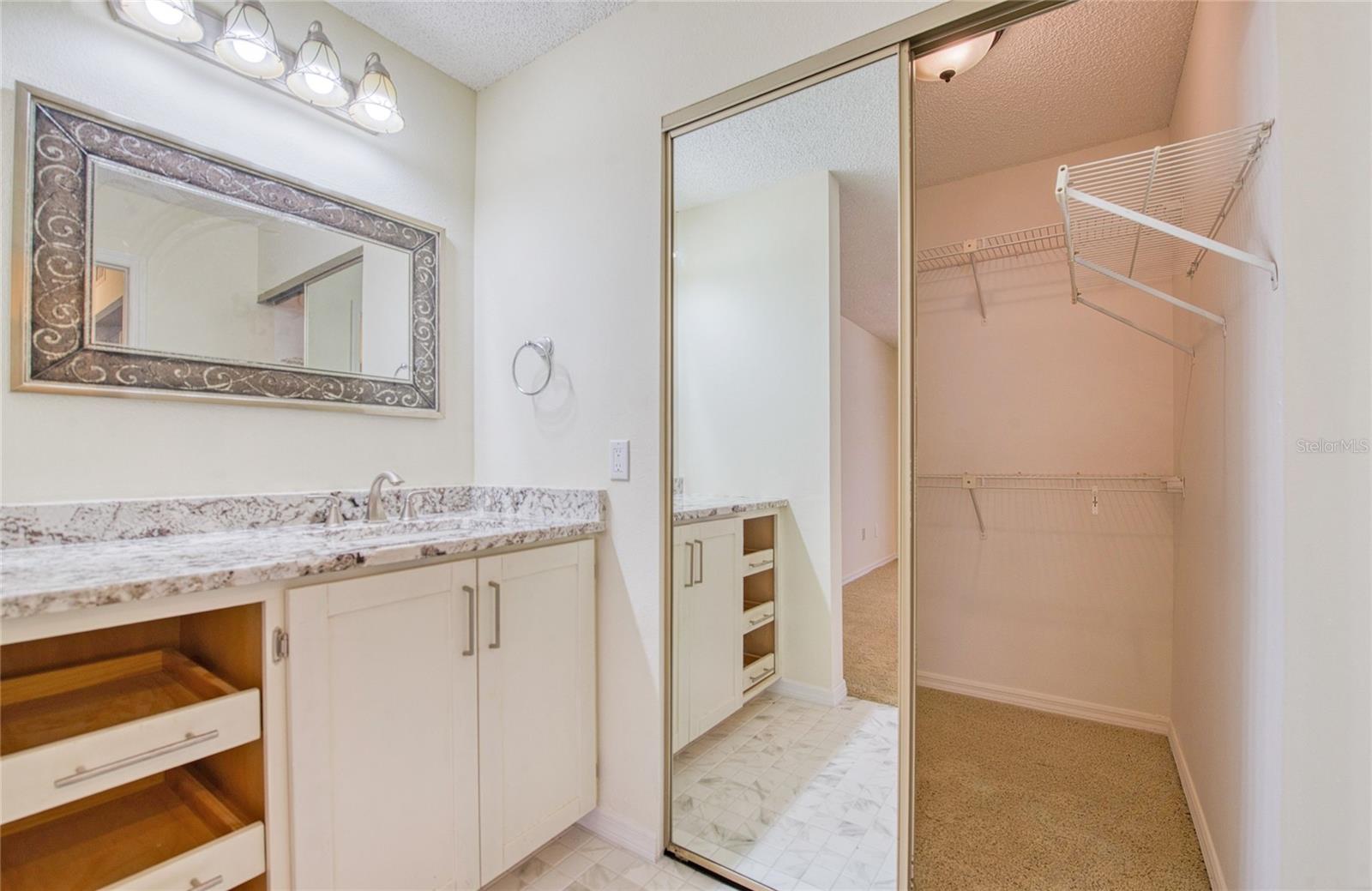 10410 LA MIRAGE CT #104