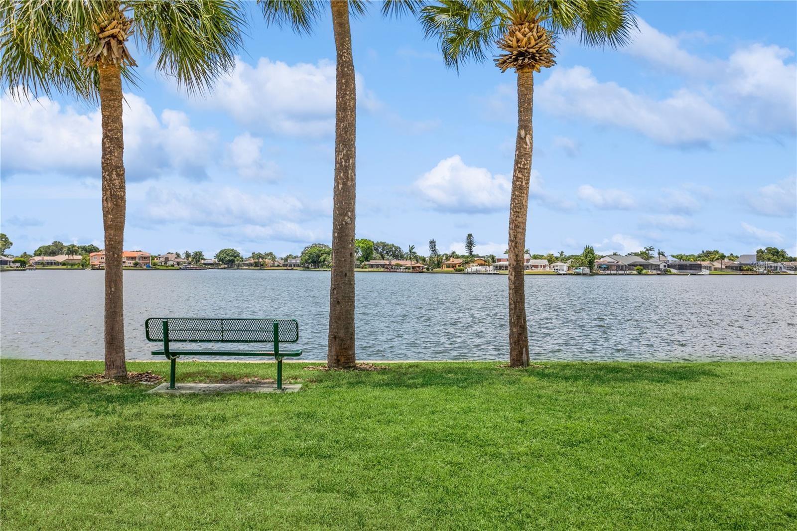 10410 LA MIRAGE CT #104