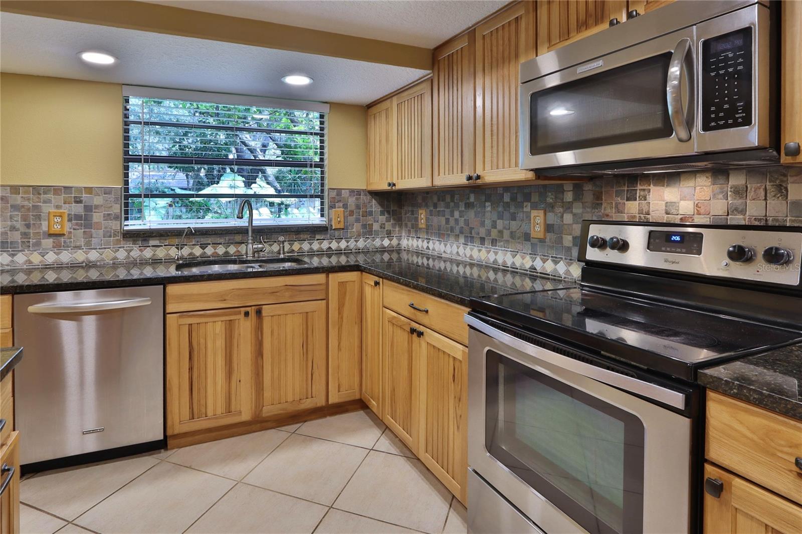 16813 ROLLING ROCK DR