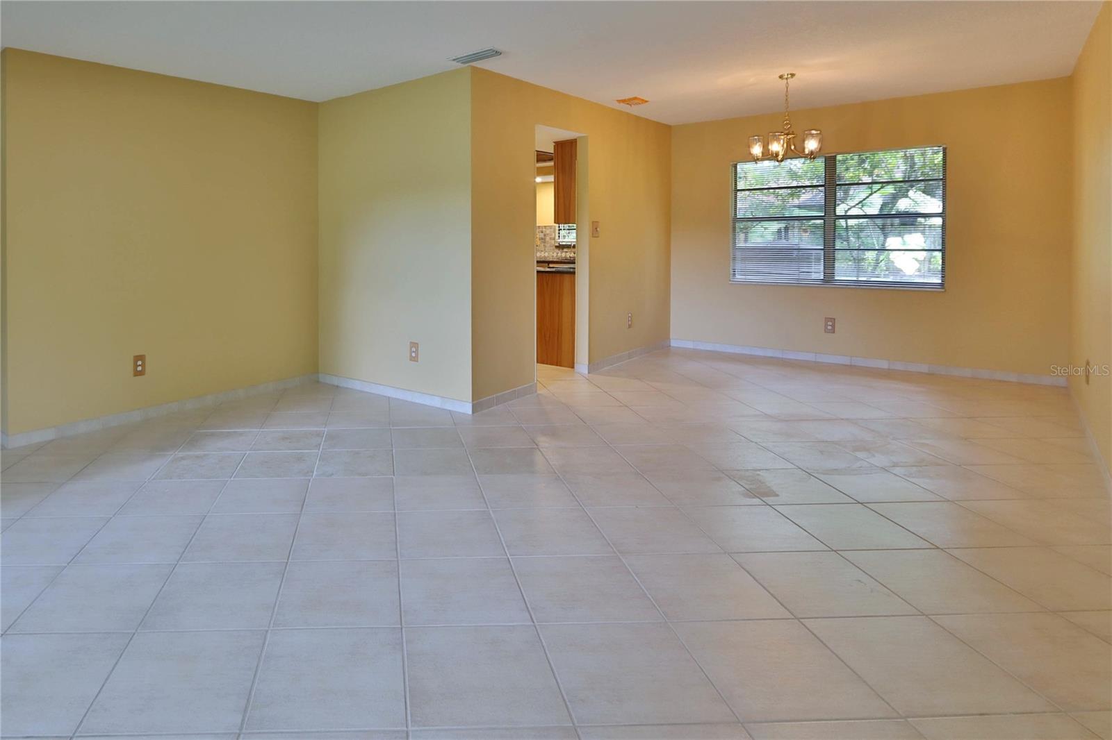 16813 ROLLING ROCK DR