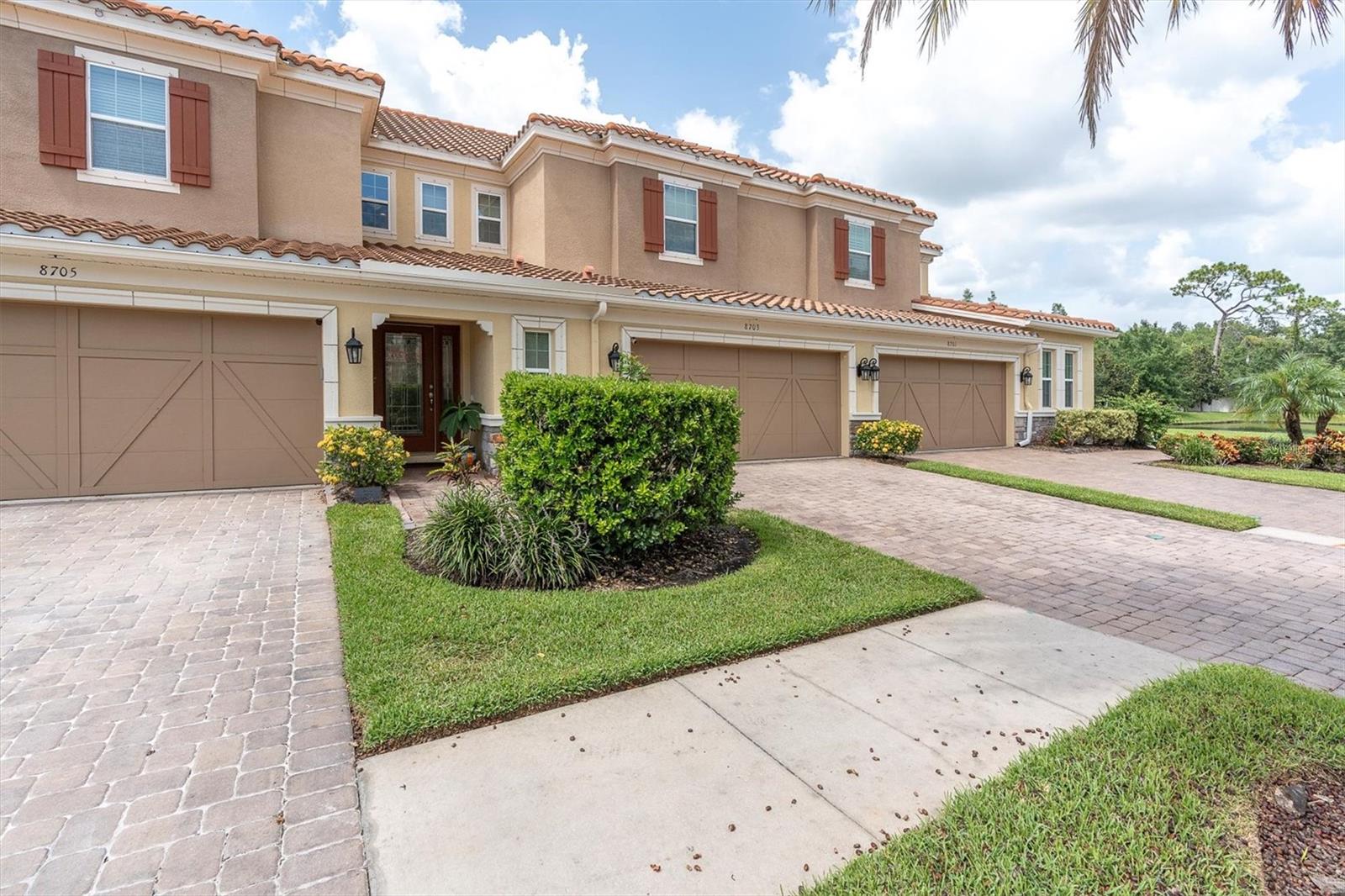 8703 TERRACINA LAKE DR