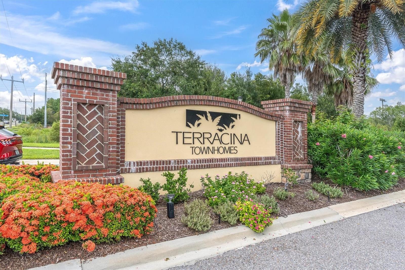 8703 TERRACINA LAKE DR