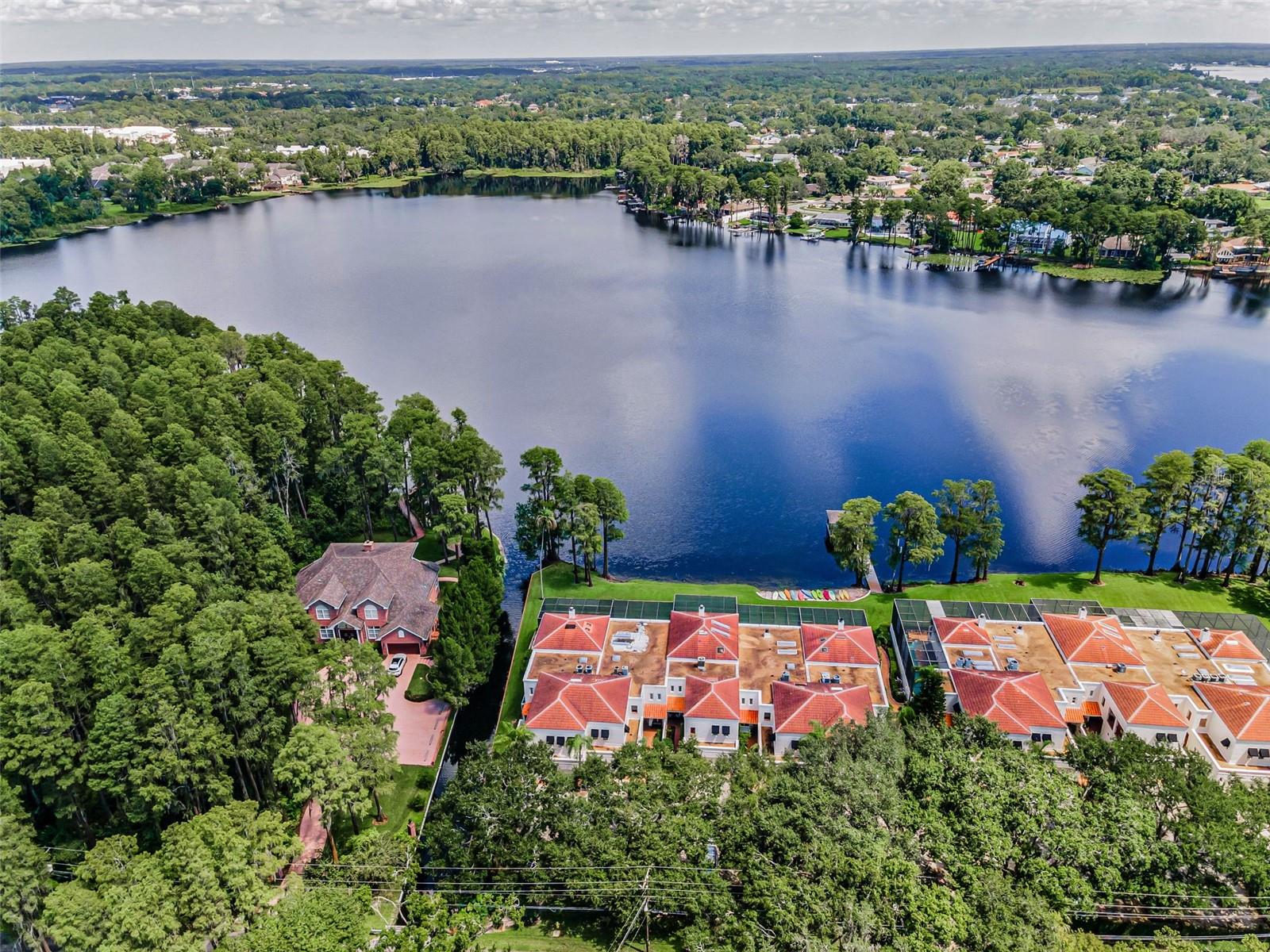 3157 LAKE ELLEN DR #3157