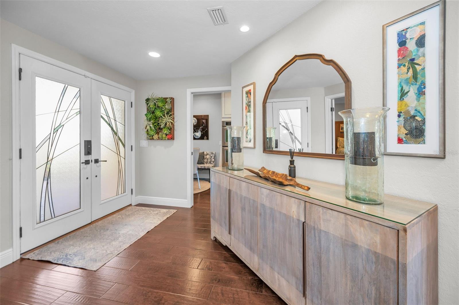 3157 LAKE ELLEN DR #3157