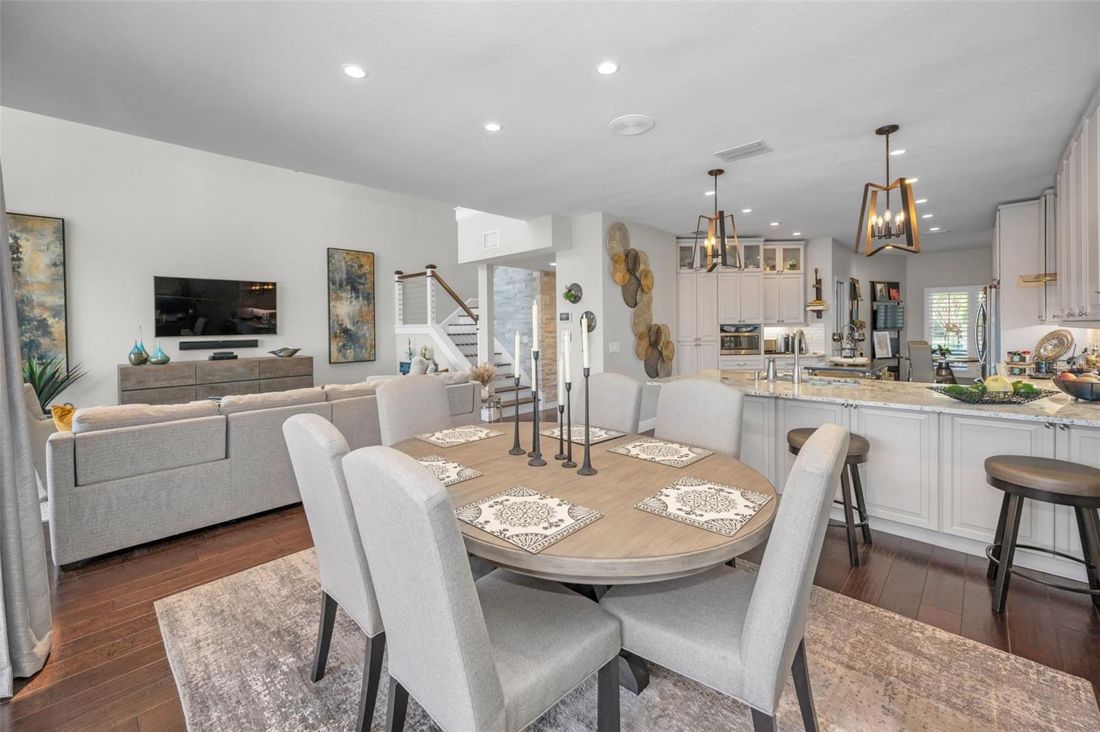 3157 LAKE ELLEN DR #3157