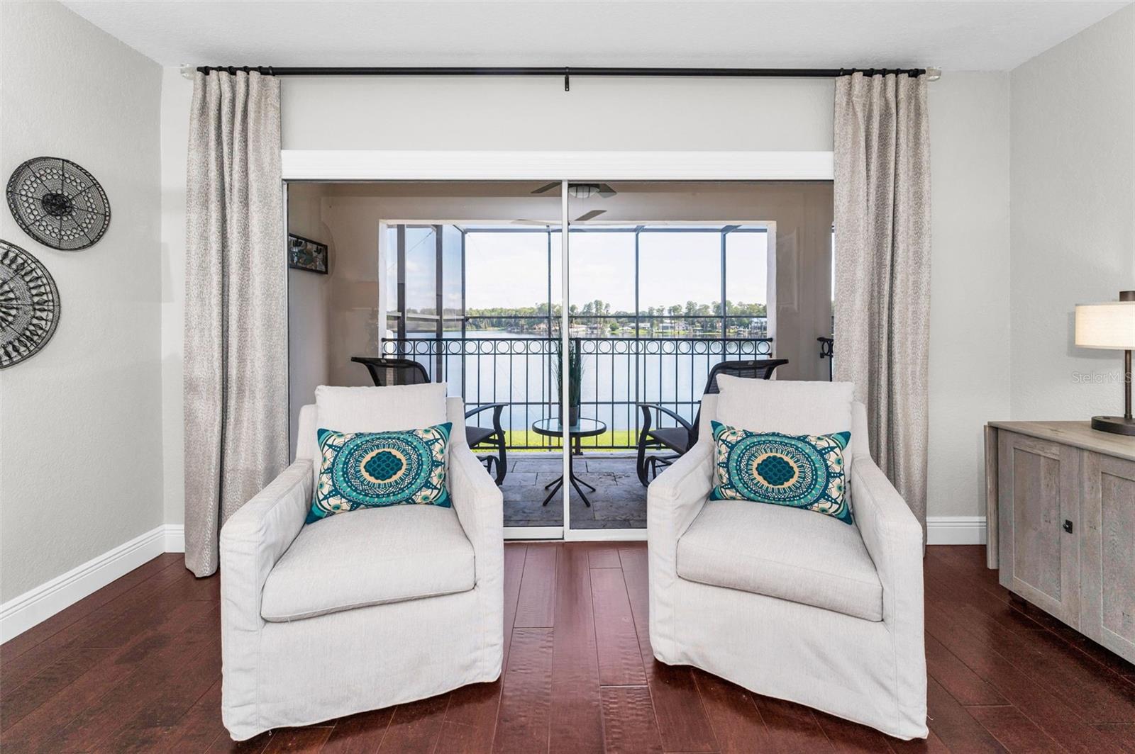 3157 LAKE ELLEN DR #3157