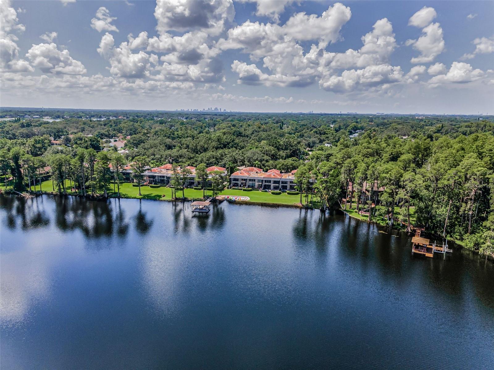 3157 LAKE ELLEN DR #3157