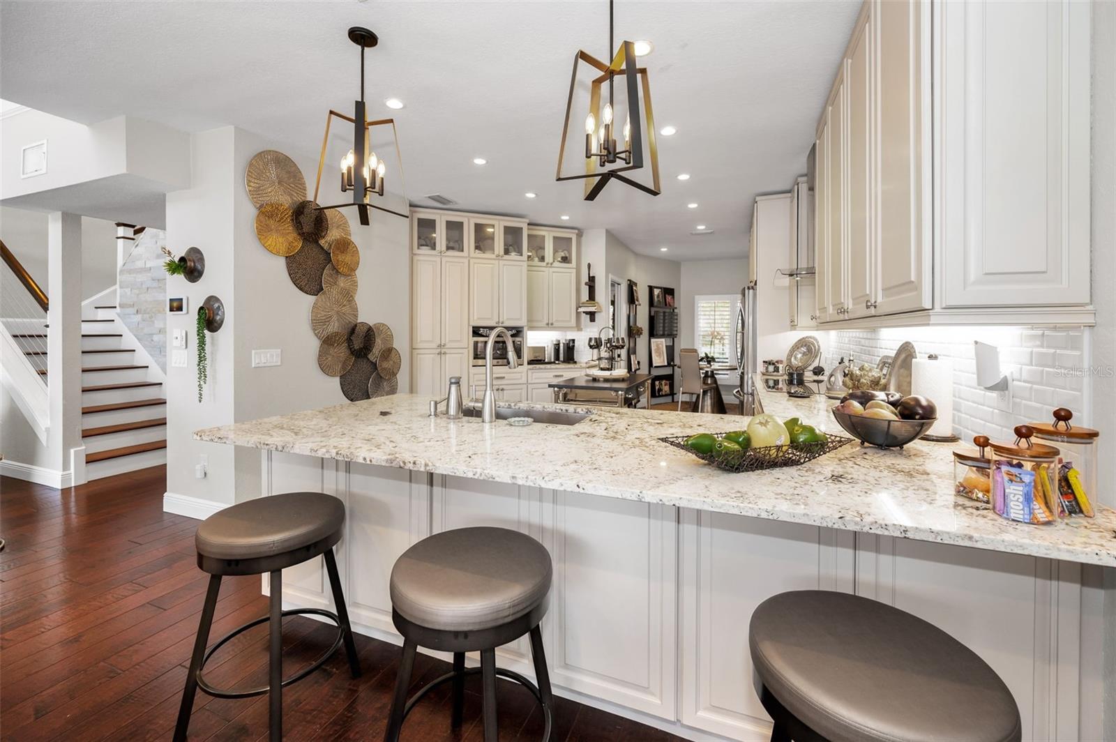 3157 LAKE ELLEN DR #3157