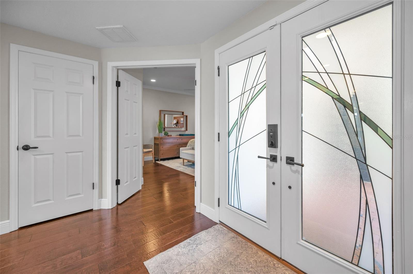 3157 LAKE ELLEN DR #3157