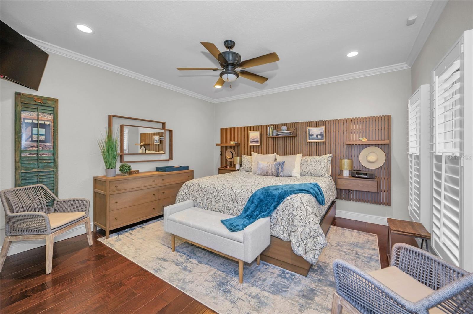 3157 LAKE ELLEN DR #3157