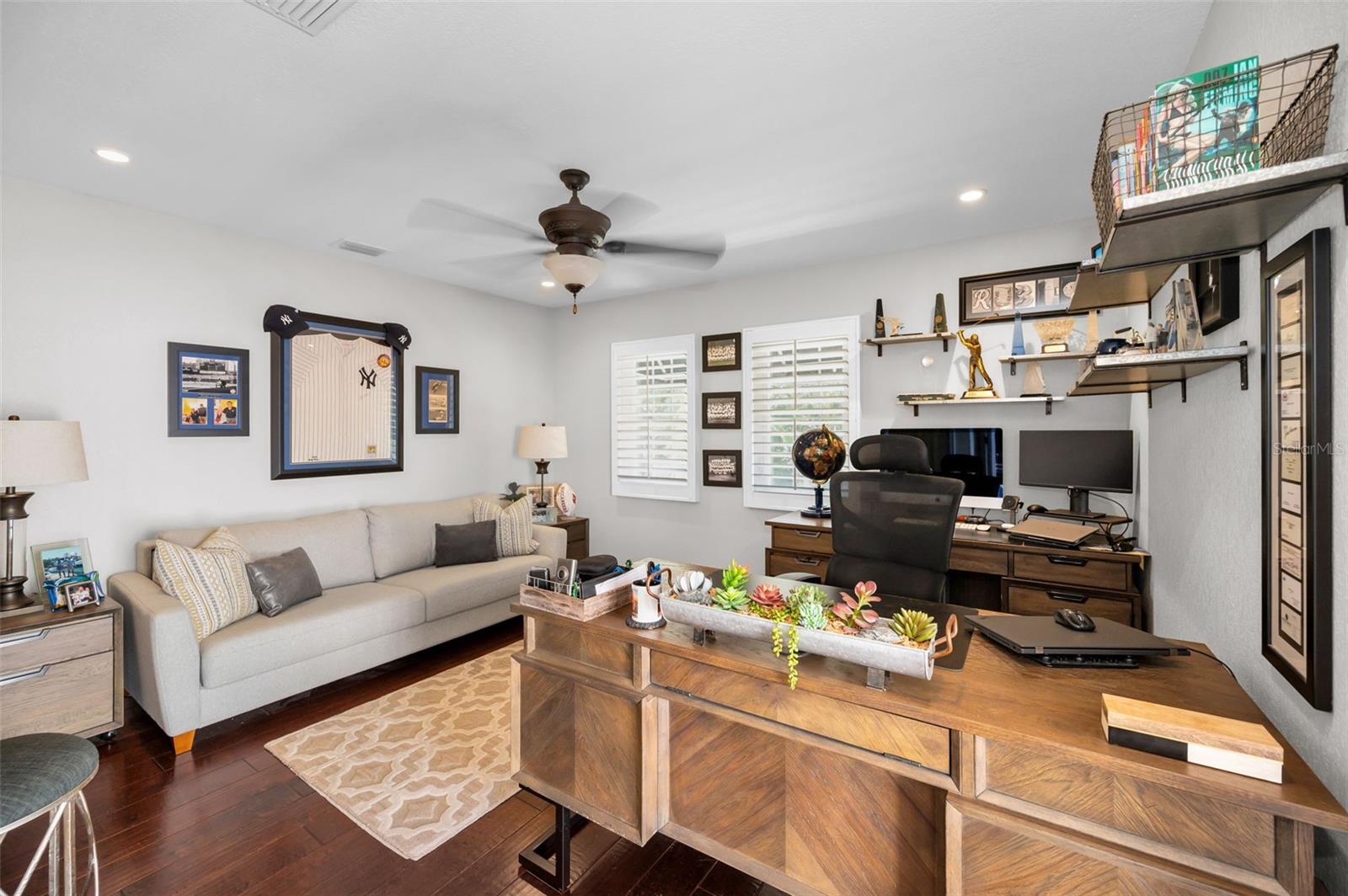 3157 LAKE ELLEN DR #3157