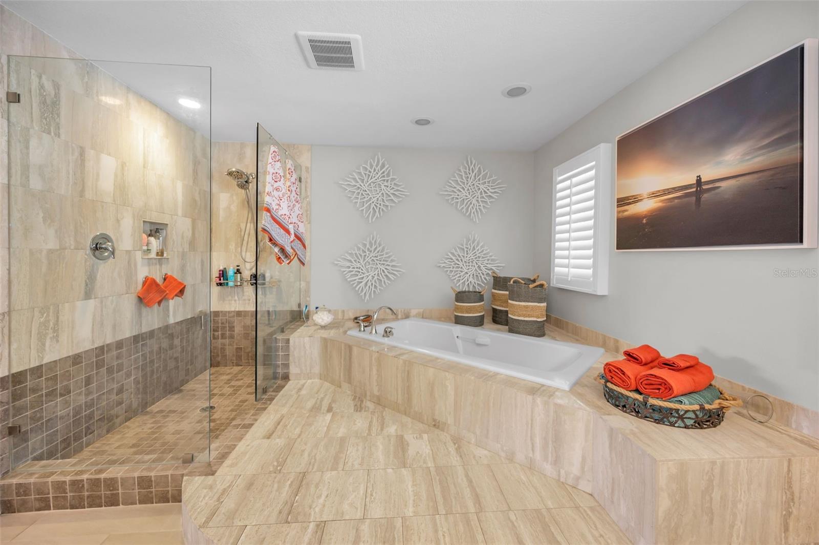 3157 LAKE ELLEN DR #3157