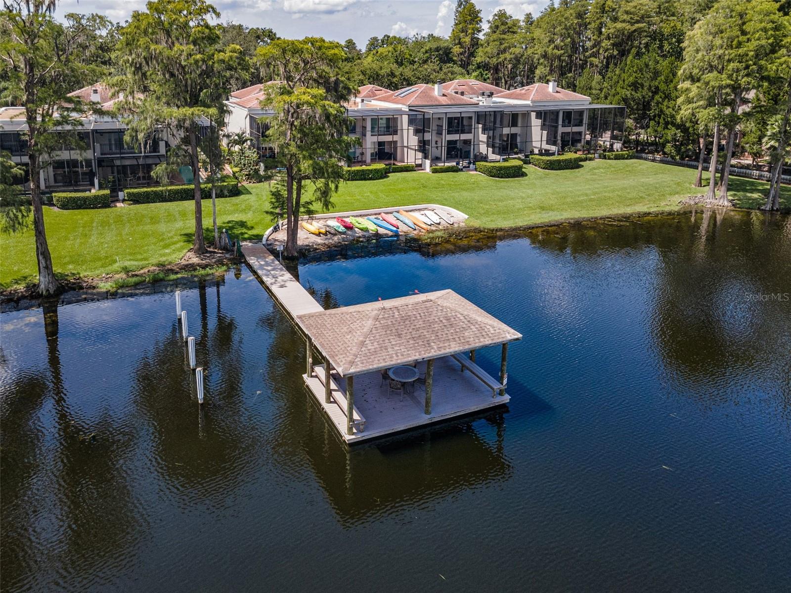 3157 LAKE ELLEN DR #3157