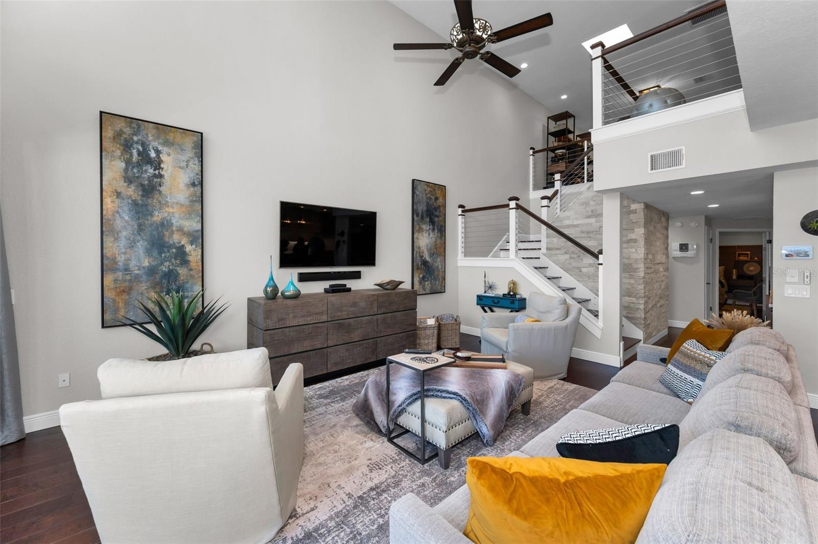 3157 LAKE ELLEN DR #3157