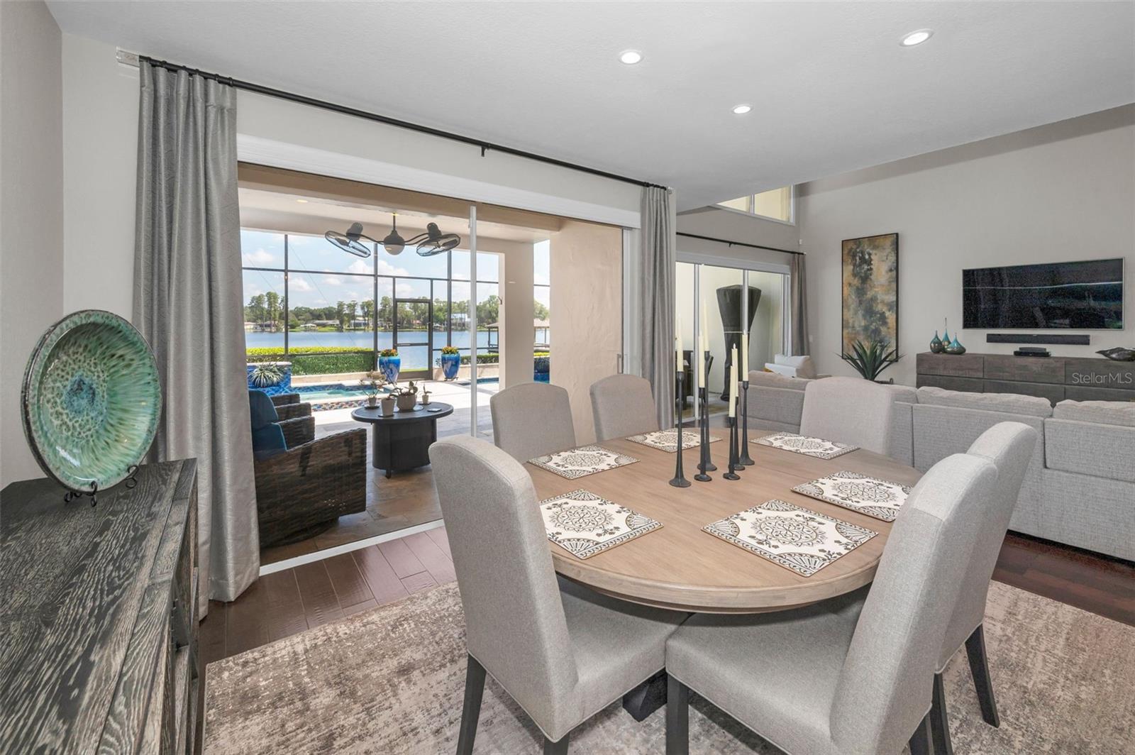 3157 LAKE ELLEN DR #3157