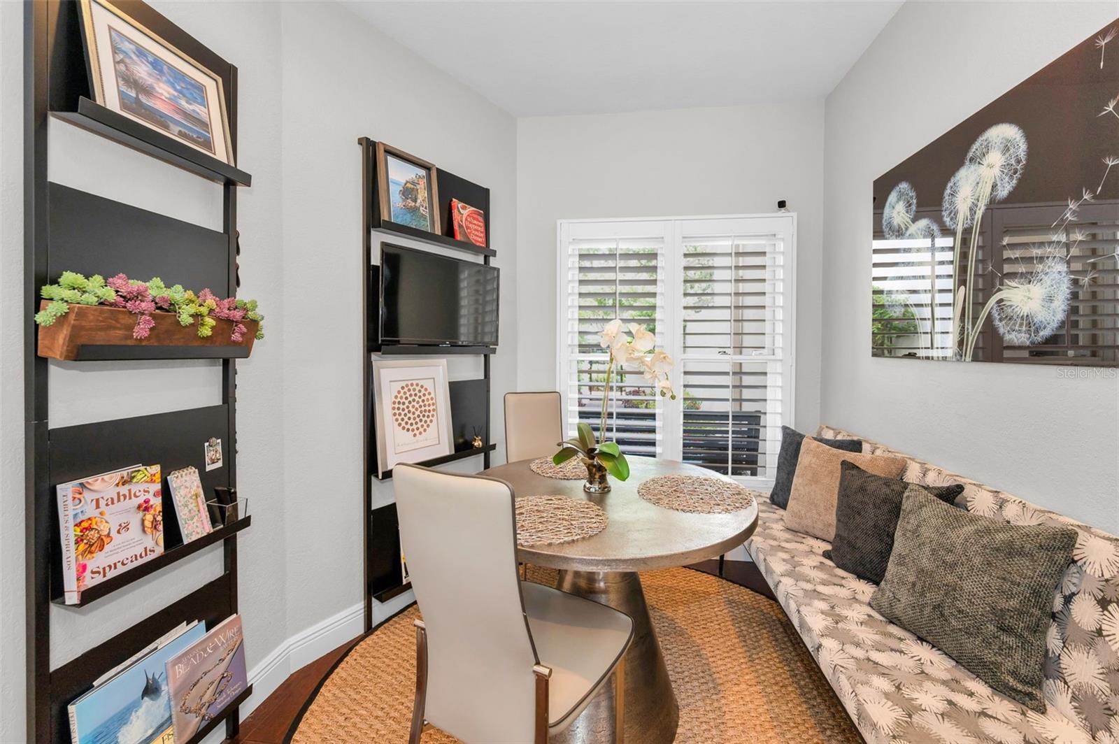 3157 LAKE ELLEN DR #3157