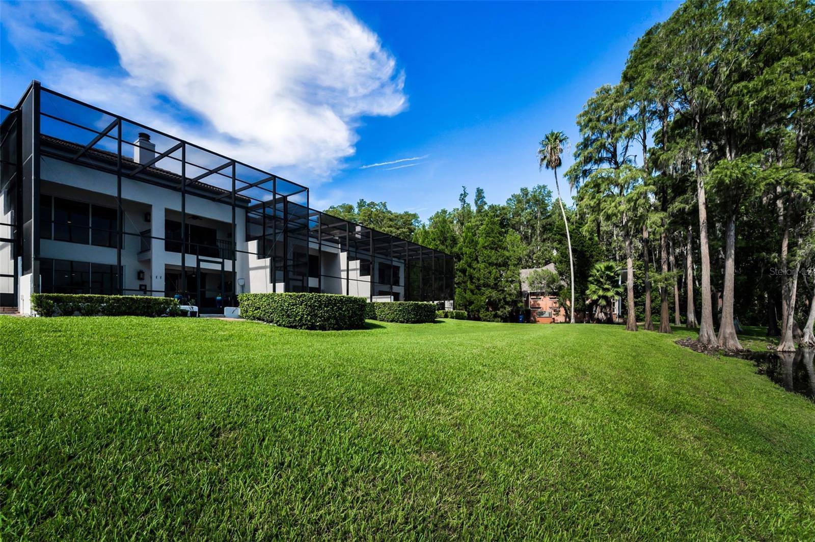 3157 LAKE ELLEN DR #3157