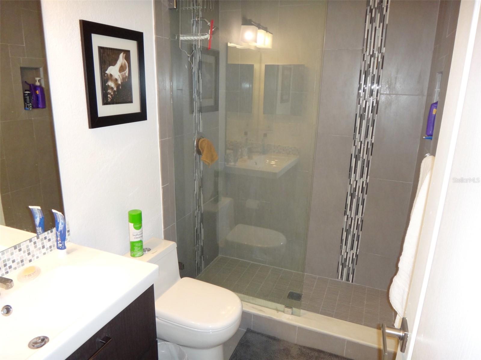 905 NORMANDY TRACE RD