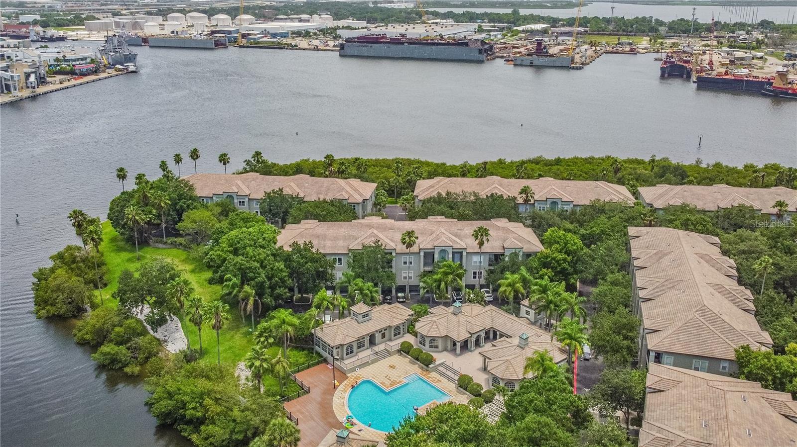 905 NORMANDY TRACE RD