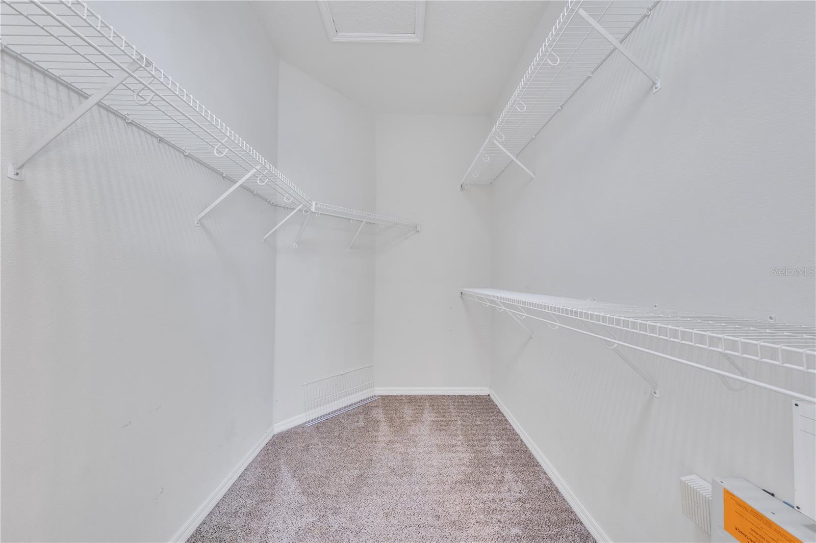 8304 MOCCASIN TRAIL DR