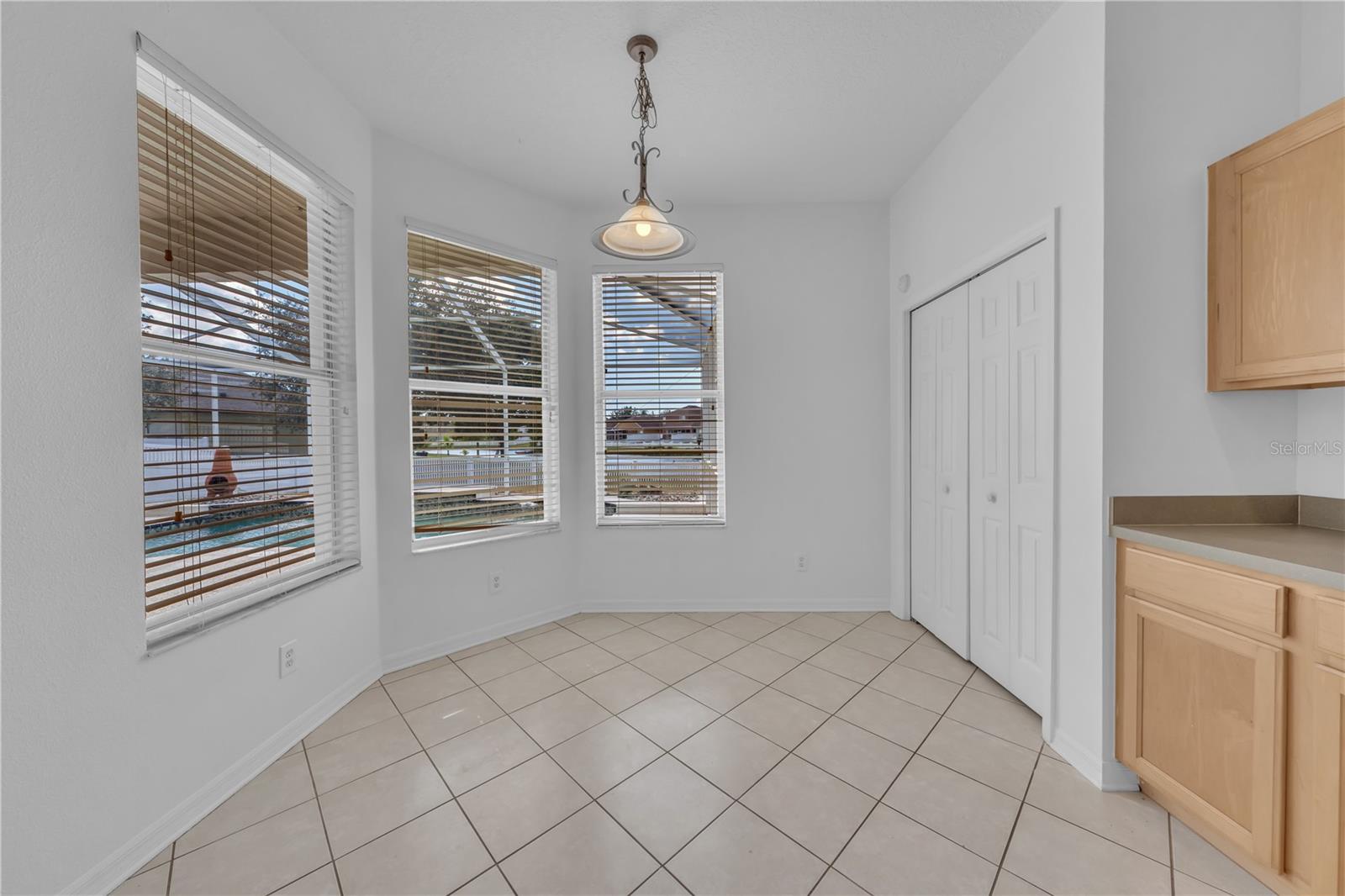 8304 MOCCASIN TRAIL DR