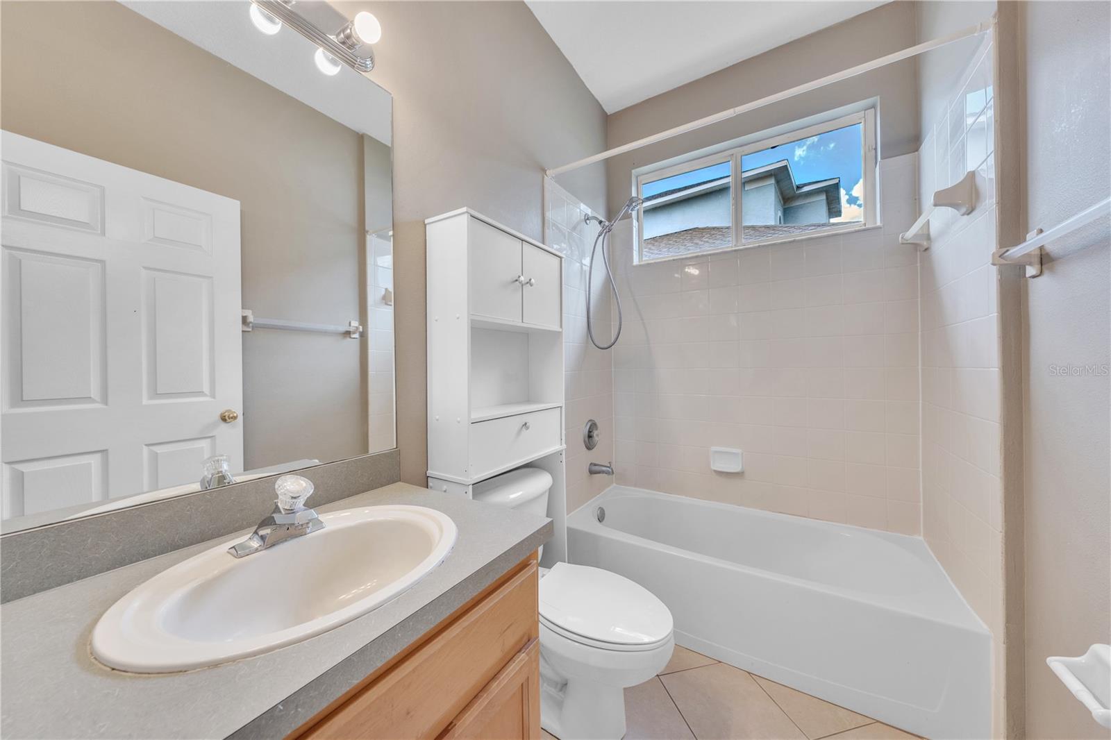 8304 MOCCASIN TRAIL DR