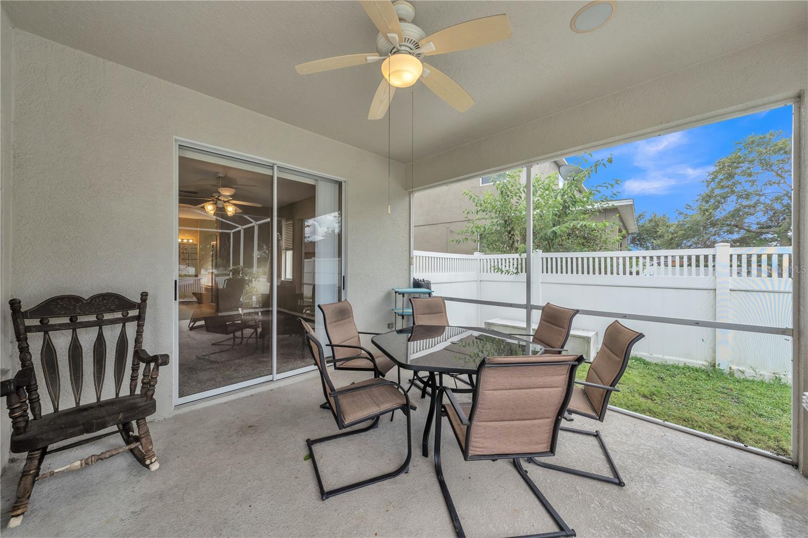 8304 MOCCASIN TRAIL DR