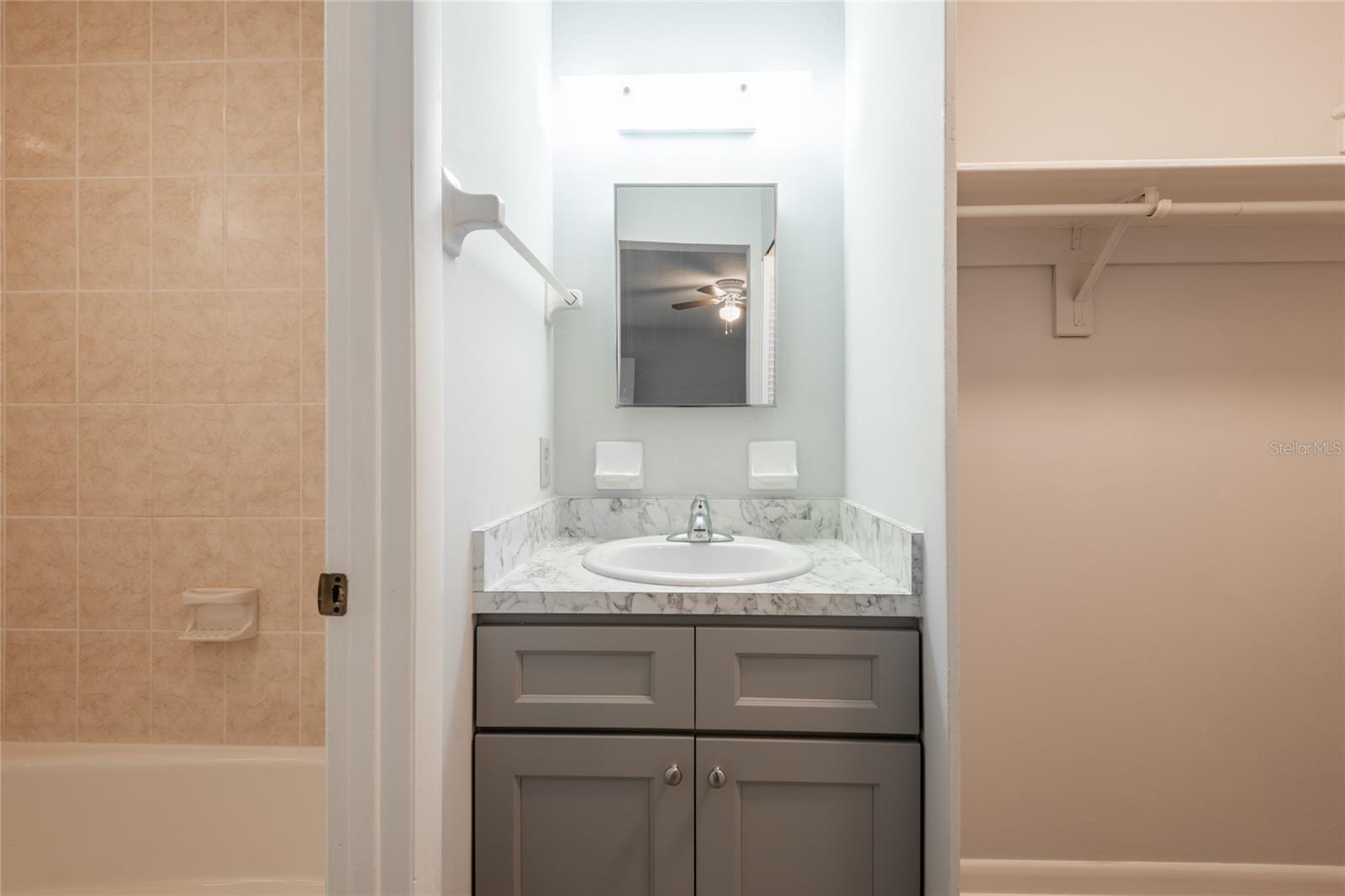 3202 W DE LEON ST #B