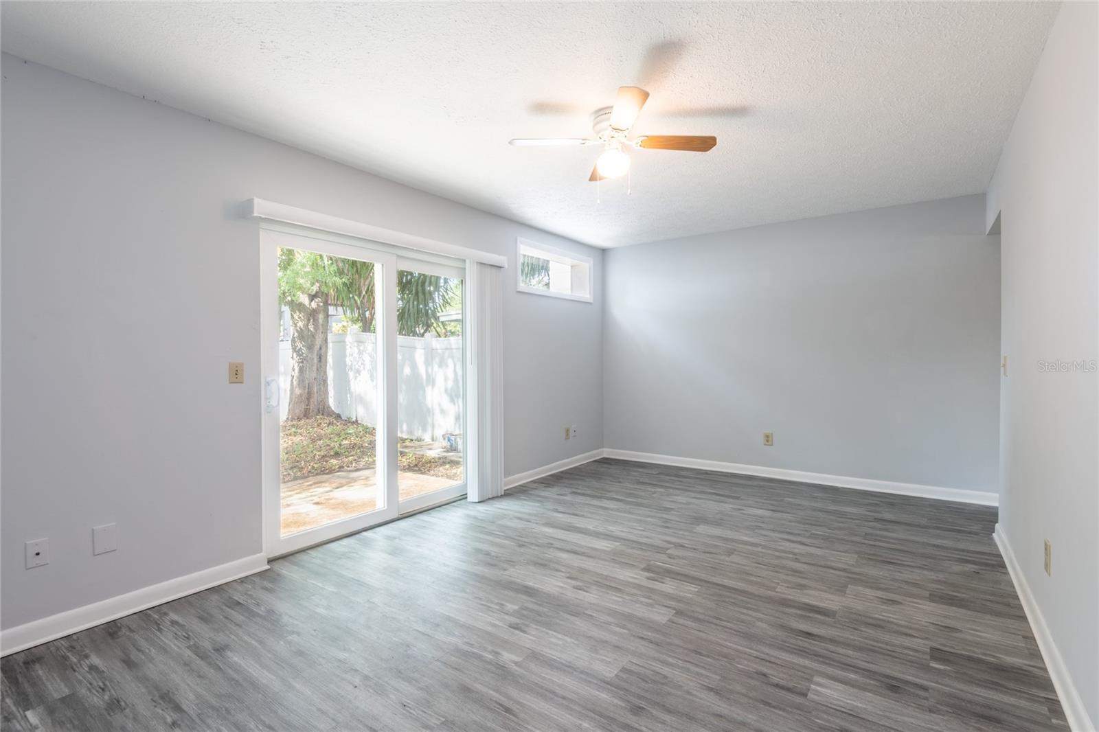 3202 W DE LEON ST #B