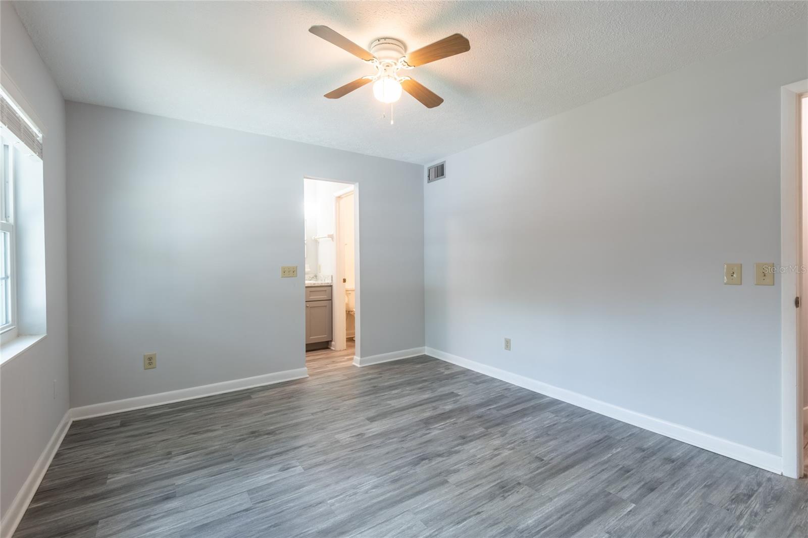 3202 W DE LEON ST #B