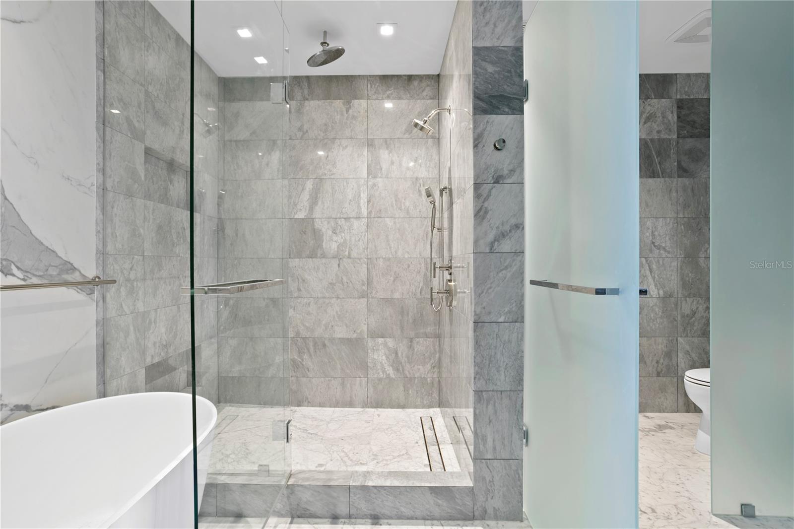 2912 W SANTIAGO ST #1903