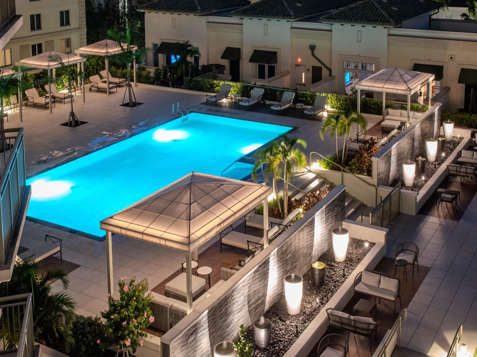 450 KNIGHTS RUN AVE #705