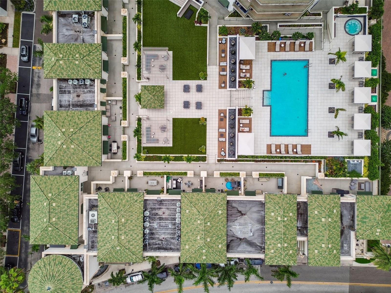 450 KNIGHTS RUN AVE #705