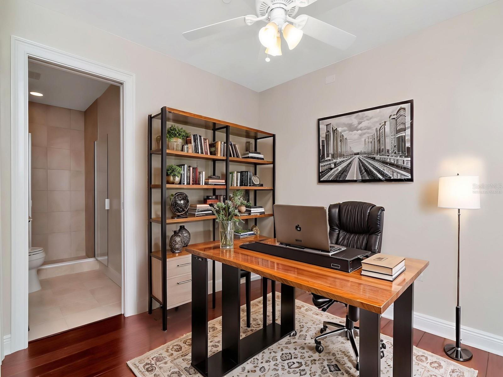 450 KNIGHTS RUN AVE #705