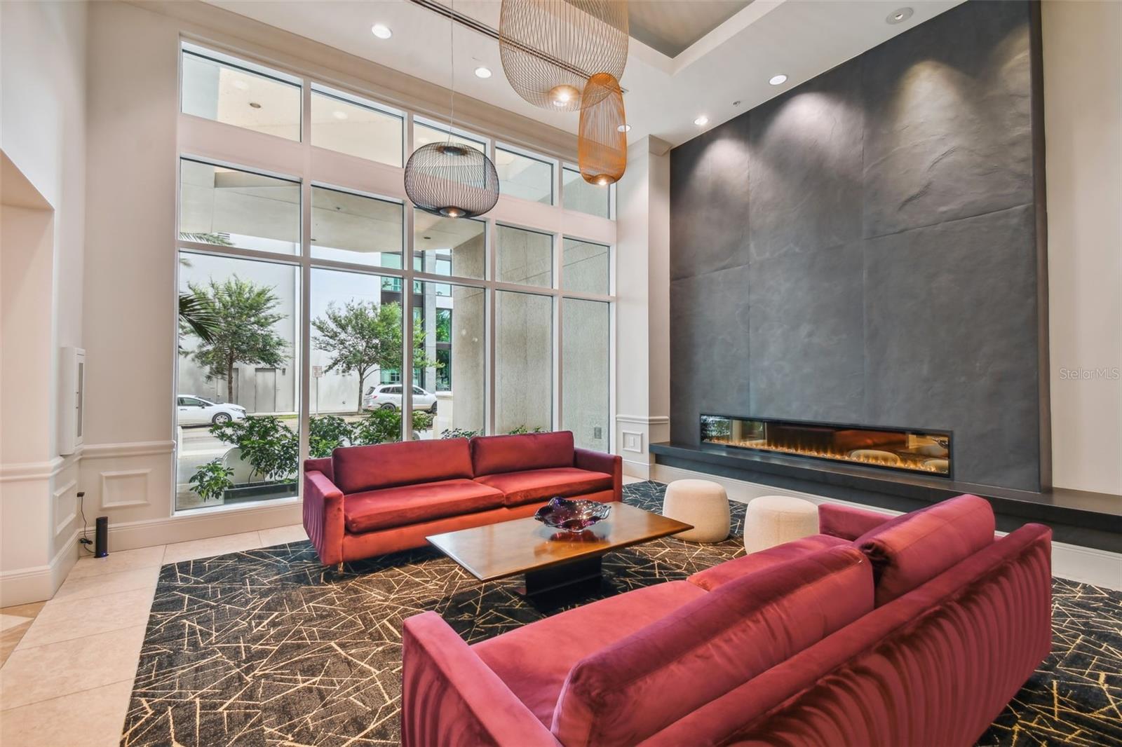 450 KNIGHTS RUN AVE #705