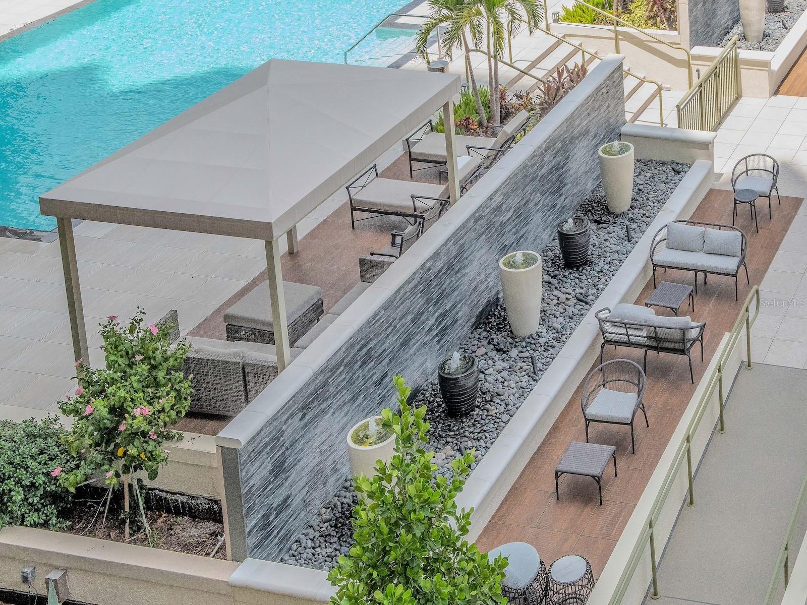 450 KNIGHTS RUN AVE #705