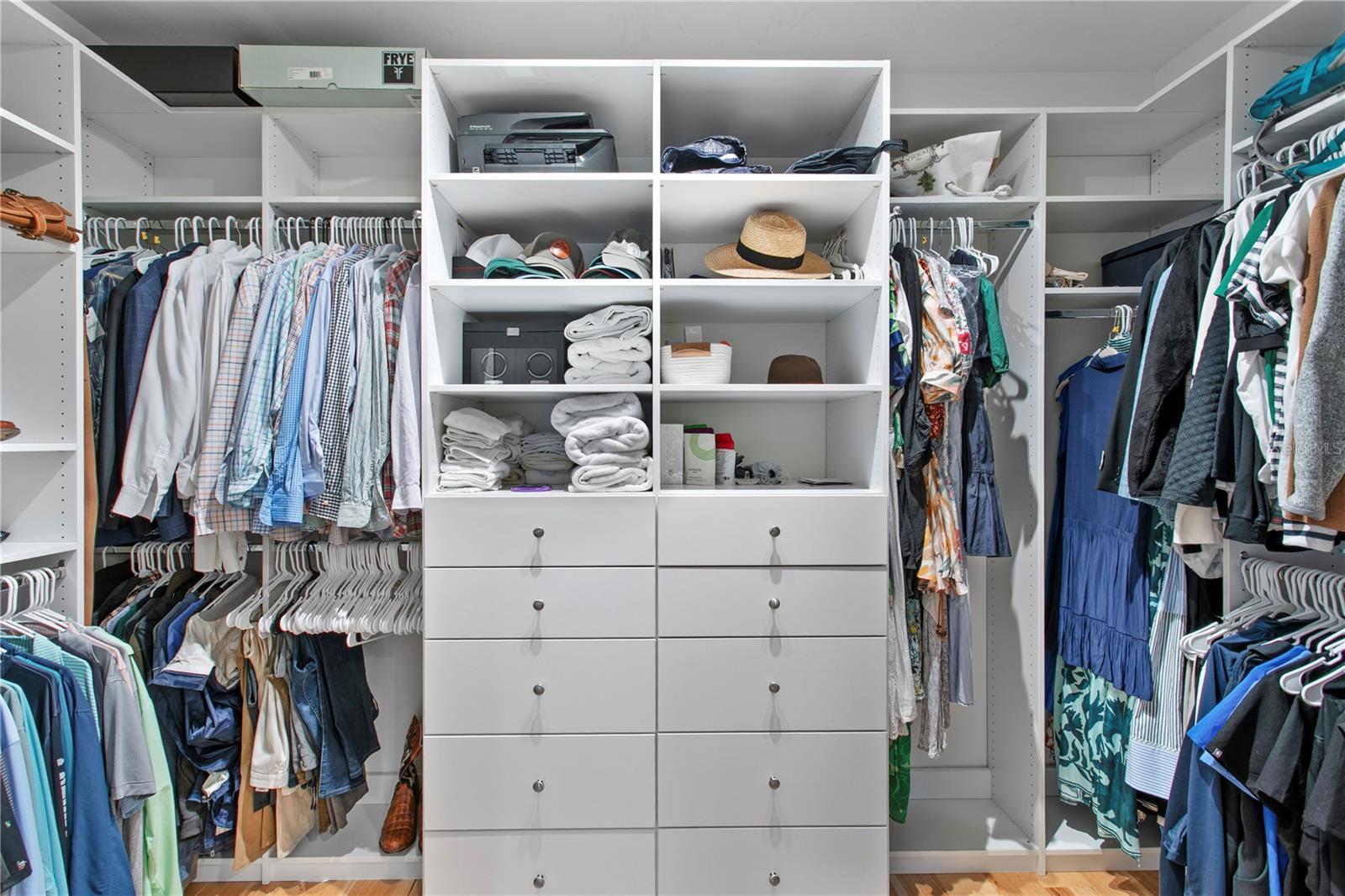 2915 W BAYSHORE CT #1/2