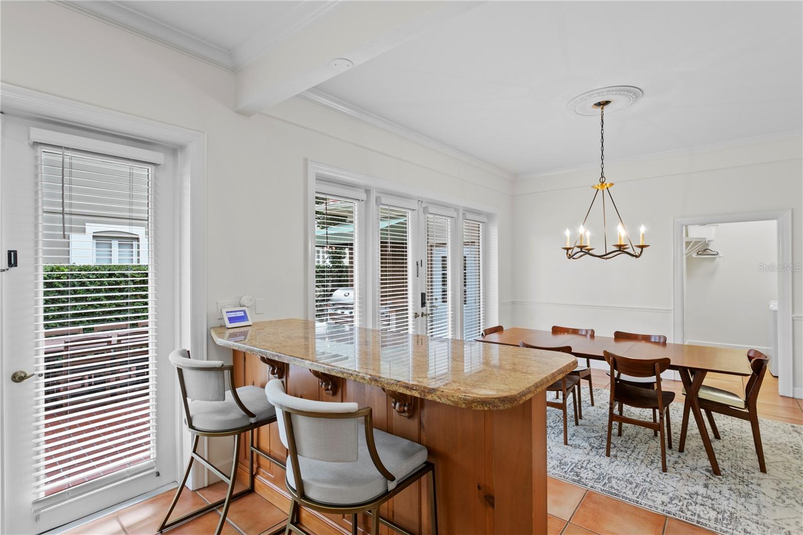 2915 W BAYSHORE CT #1/2